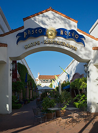 Image of Paseo Nuevo Mall Entrance